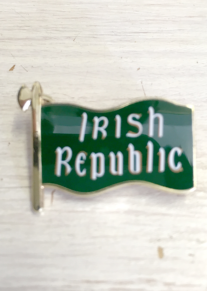 Irish Republic 1916 Banner Badge